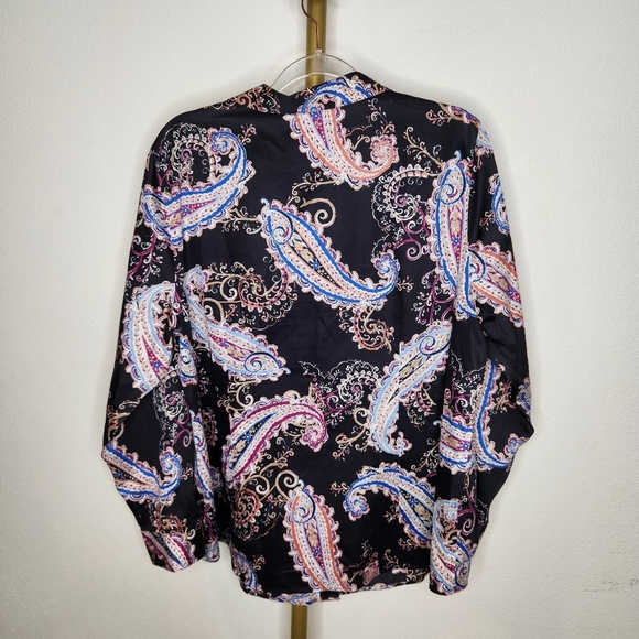 Chicos 3 Long Sleeve Button Front Shirt Paisley Print Navy Womens Size XL - Picture 6 of 6